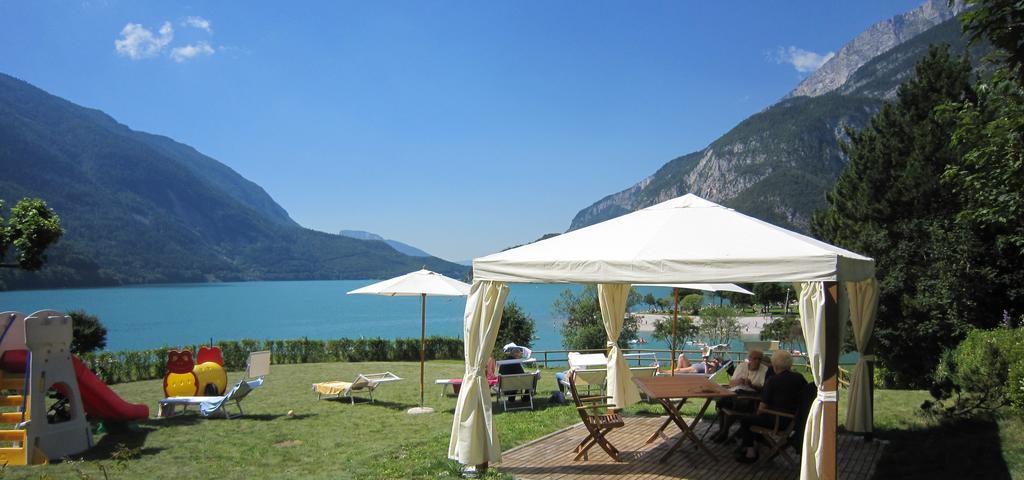 Lake&Nature Hotel Gloria Molveno Buitenkant foto