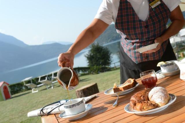 Lake&Nature Hotel Gloria Molveno Buitenkant foto